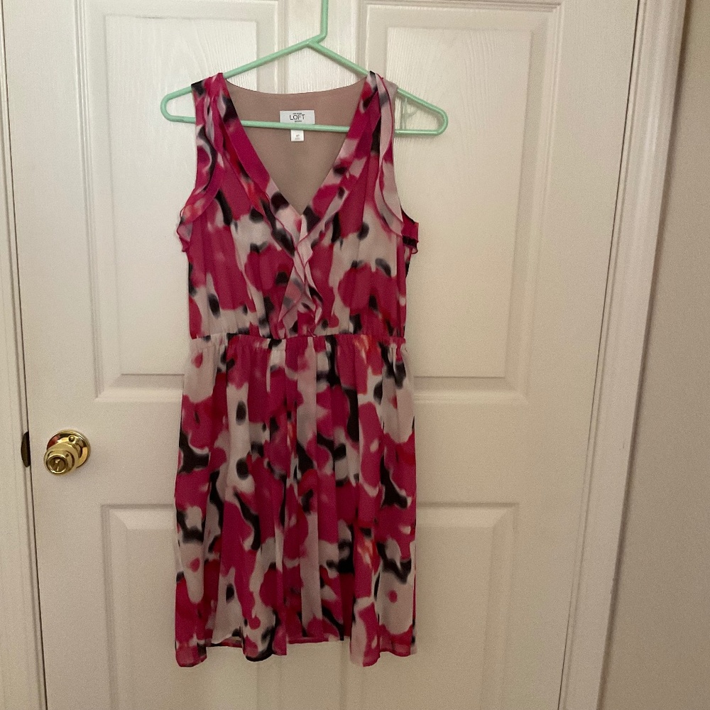 Ann Taylor LOFT petites floral midi dress
